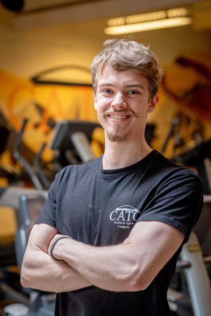 Niklas, dualer Student im Fitnesstraining bei der CATO Health & Sports Company in Wolfenbüttel